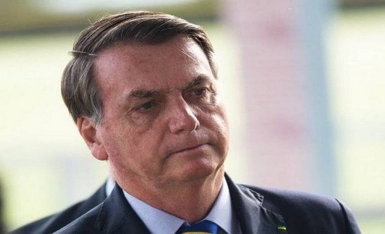 Presidente Bolsonaro cria Centro de Inteligência para enfrentar “ameaças ao Estado”.